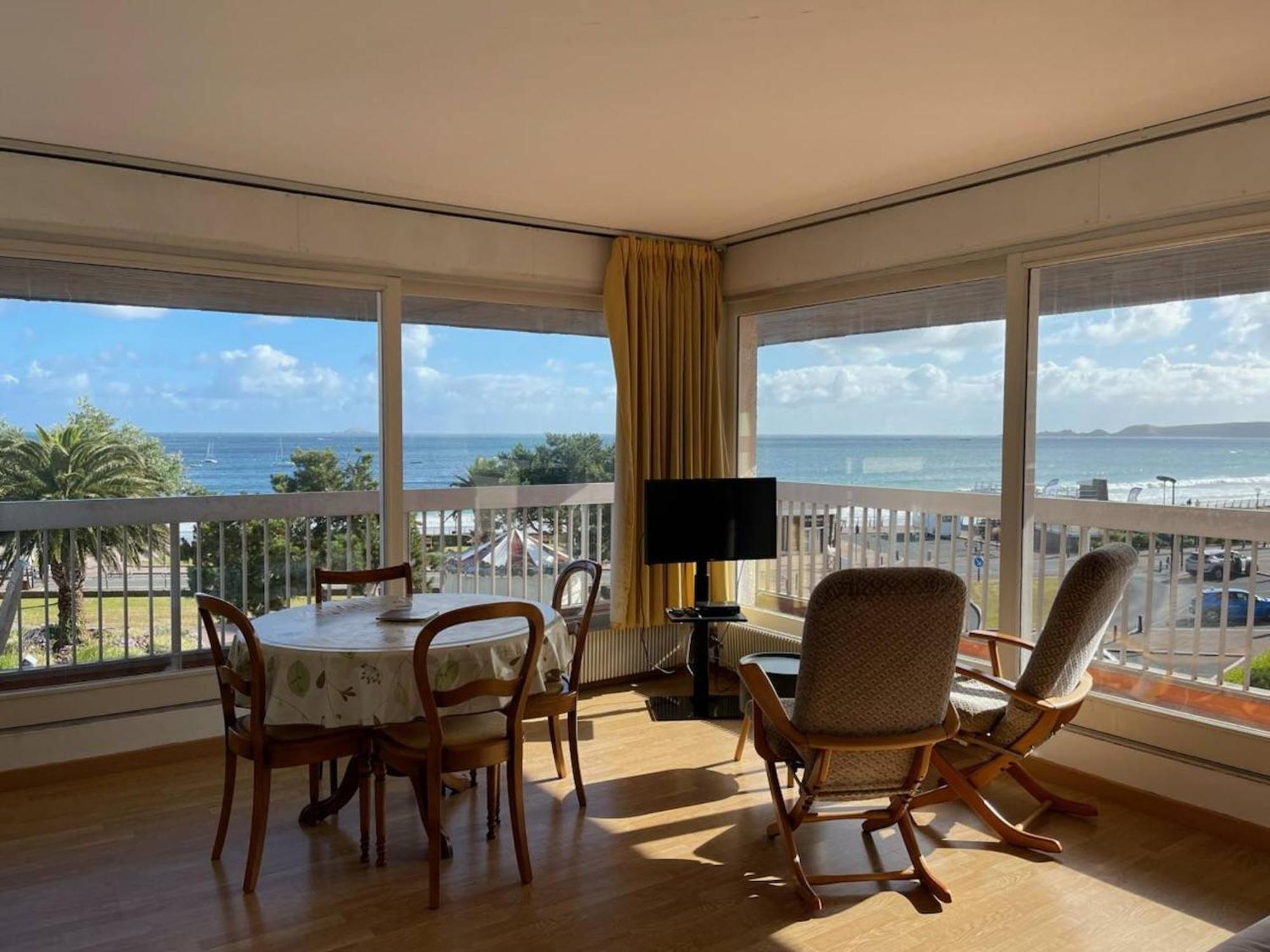 Appartement Avec Terrasse, Parking, Plage De Trestraou A Perros-Guirec - Fr-1-368-350 Eksteriør billede